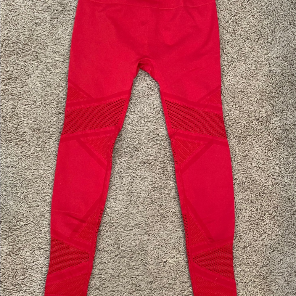 NWT FABLETICS LEGGINGS